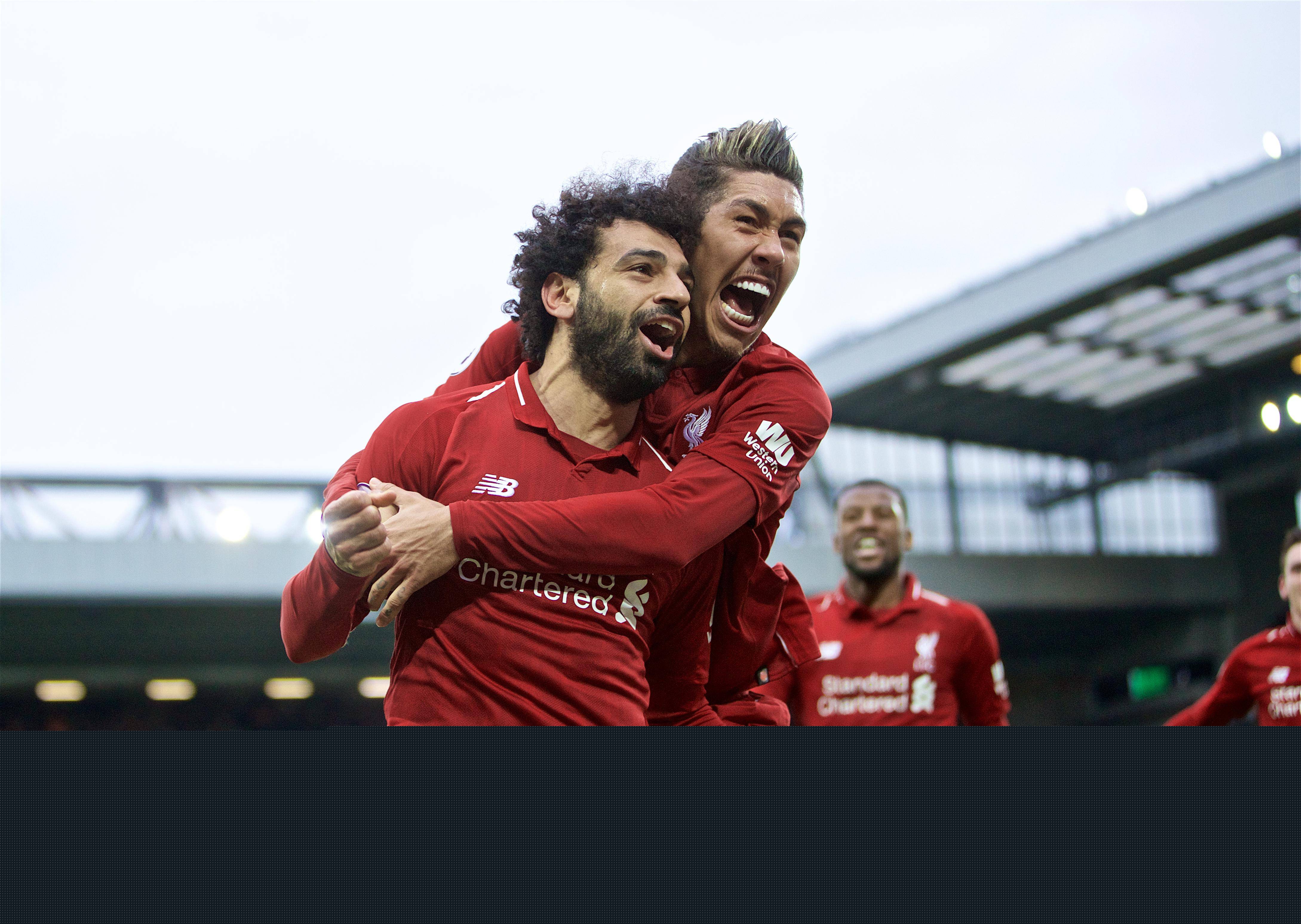 俄罗斯运动员谢尔盖-博伊在1800米高空踢球，挑战极限，引发热议。（俄罗斯选手谢尔盖·博伊海拔1800米踢球，上演极限挑战引发热议）