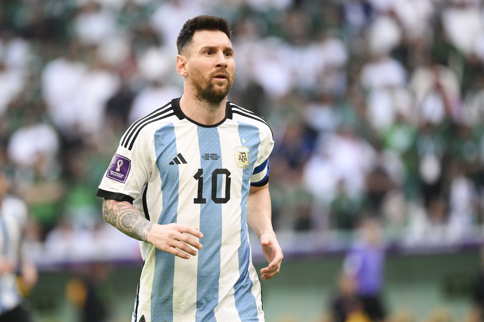 杜锋官方认证！19岁新星获期许 他能成广东下一个传奇？（杜锋亲口认可！19岁新星获厚望，他会是广东的下一位传奇吗？）