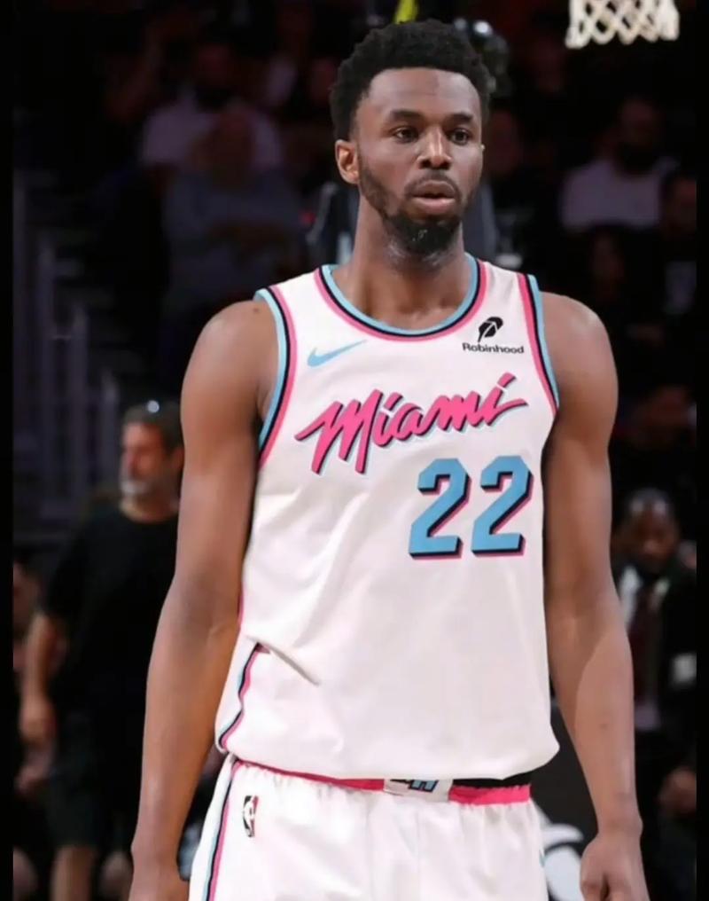 罗体：皇马、枪手有意伊尔迪兹，尤文提供的合同低于球员预期（罗马体育报：皇马与阿森纳有意伊尔迪兹，尤文合同报价低于球员预期）